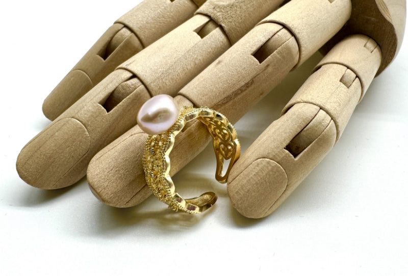 Lace Tapered Ring with Pink Pearl - Gold Metal Band, Intricate Elegant Vintage-Inspired Jewelry for Women