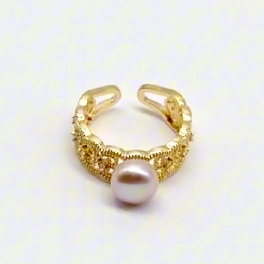 Lace Tapered Ring with Pink Pearl - Gold Metal Band, Intricate Elegant Vintage-Inspired Jewelry for Women