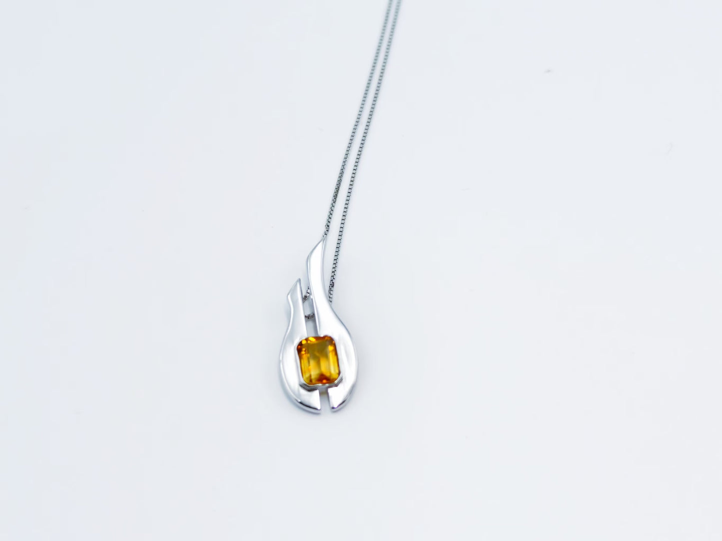 Geometric Natural Citrine Pandent Necklace, S925 Sterling silver,  Elegant Minimalist, Yellow Crystal November Birthstone Jewelry