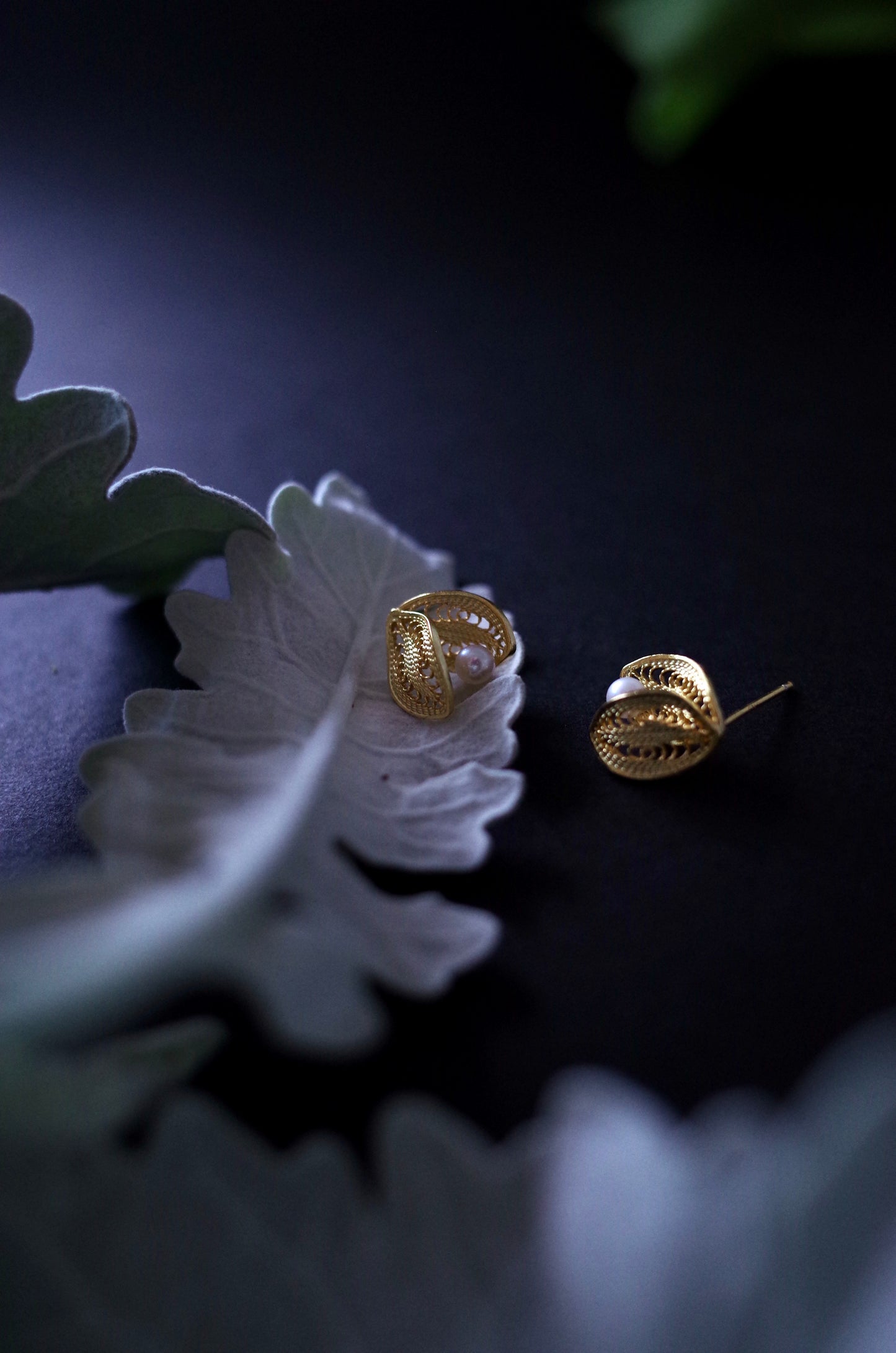 Leaf Bud Earrings, 14K Gold-Plated Sterling Silver (s925) with White Pearl, Hollow Filigree Design, Nature-Inspired Design