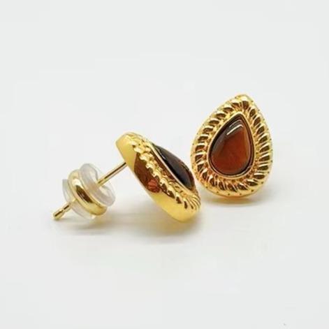 Vintage Cat's Eye Opal Earrings - Unique Semiprecious Stones in Gold-Plated Alloy, Retro-Inspired Statement Jewelry