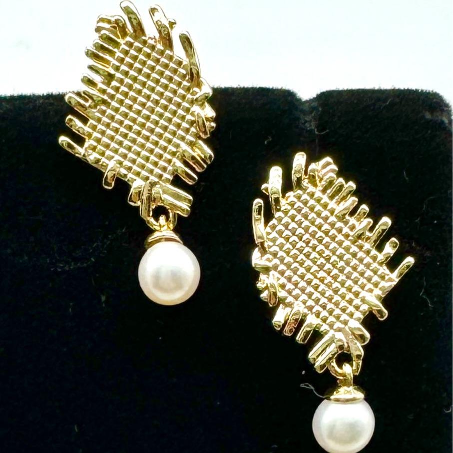 Weave Earrings with White Pearl - Gold or Silver Plated Copper, Unique Exquisite Woven Fabric Texture