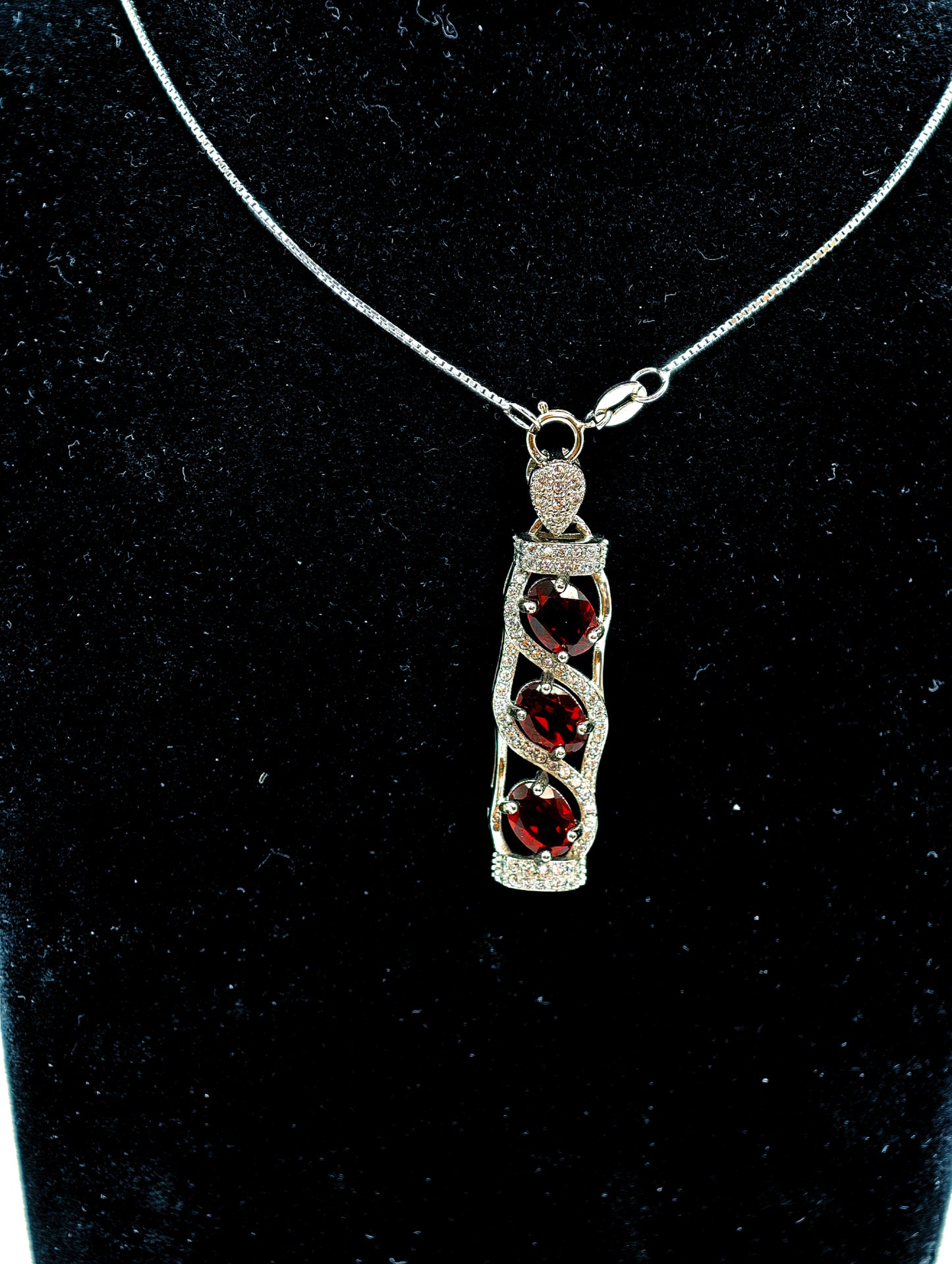 Natural Garnet Pendant Necklace - S925 Sterling Silver, Red Gemstone Jewelry, Elegant February Birthstone Gift for Women